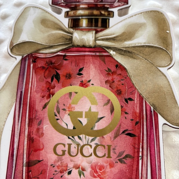 New Gucci 3D Wood Perfume Bottle Decor Ornament - Picture 5 of 8